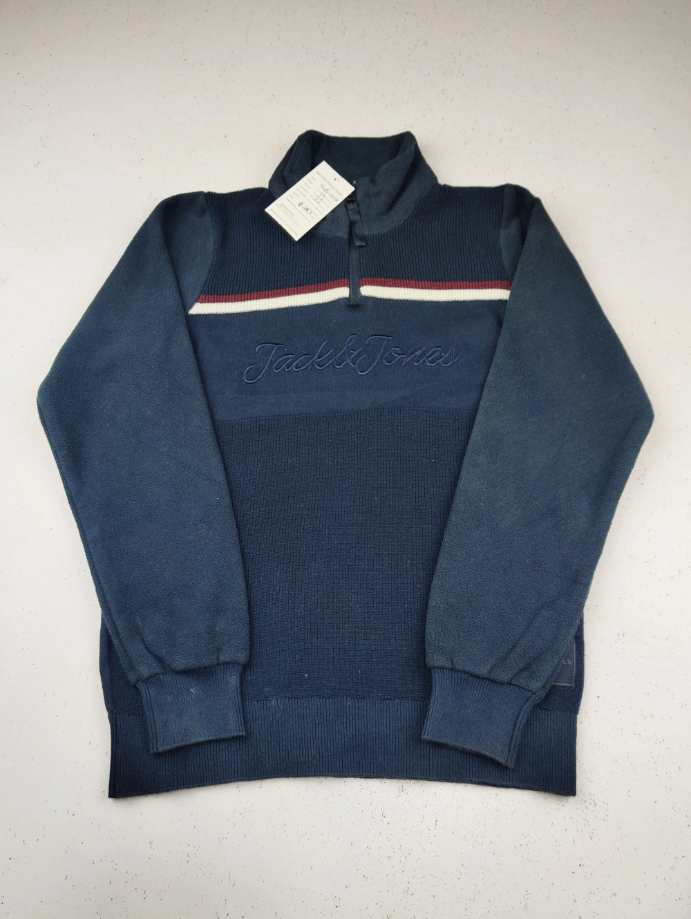 Buy online pre-used pre-loved 100% authentic & Original branded Jack & Jones (KWB-6198) available in Pakistan. Top international brands avilable.