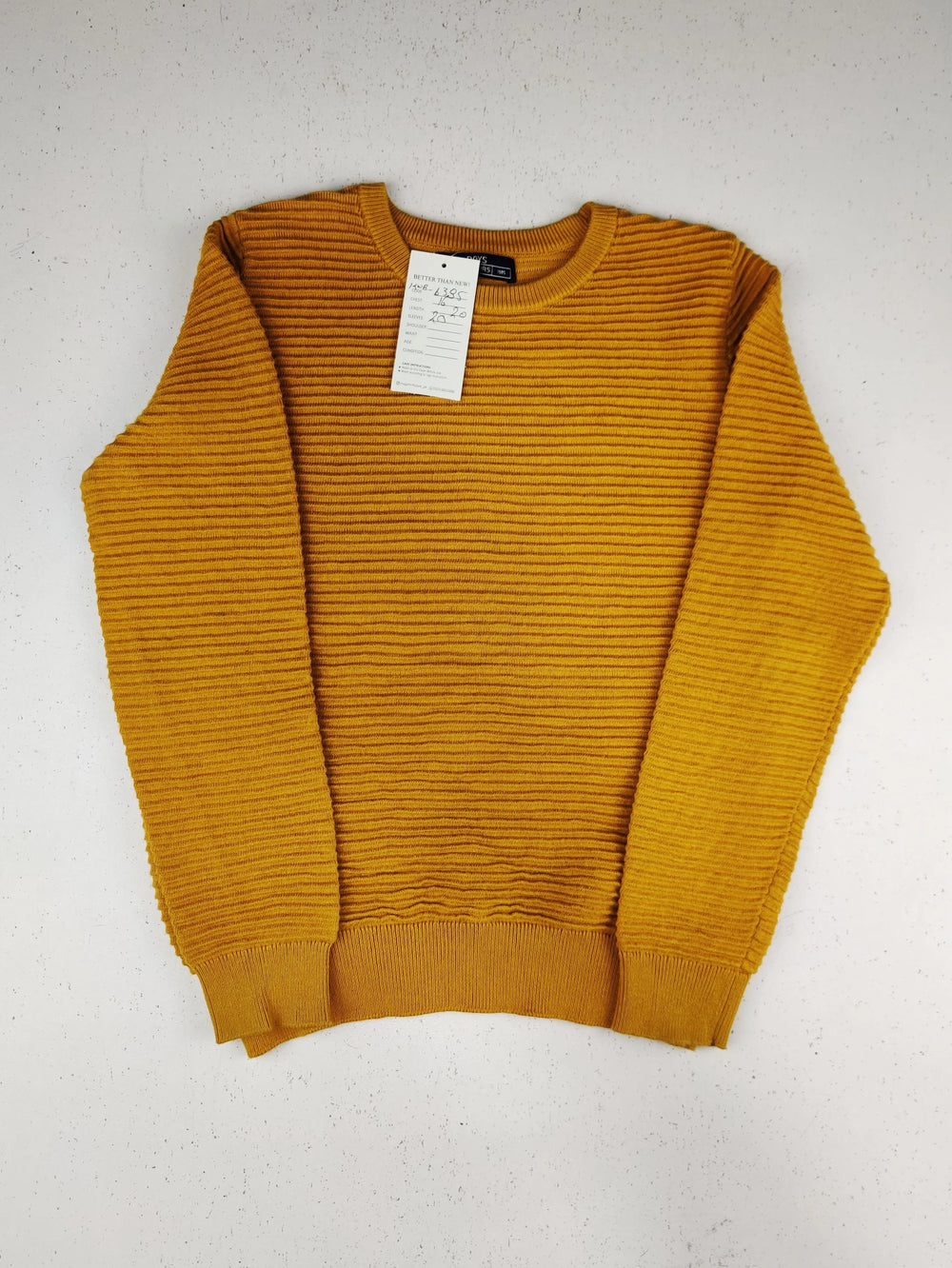 Buy online pre-used pre-loved 100% authentic & Original branded Unknown Brand (KWB-6335) available in Pakistan. Top international brands avilable.