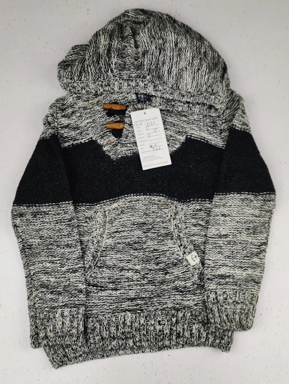 Buy online pre-used pre-loved 100% authentic & Original branded Reserved (KWB-7166) available in Pakistan. Top international brands avilable.