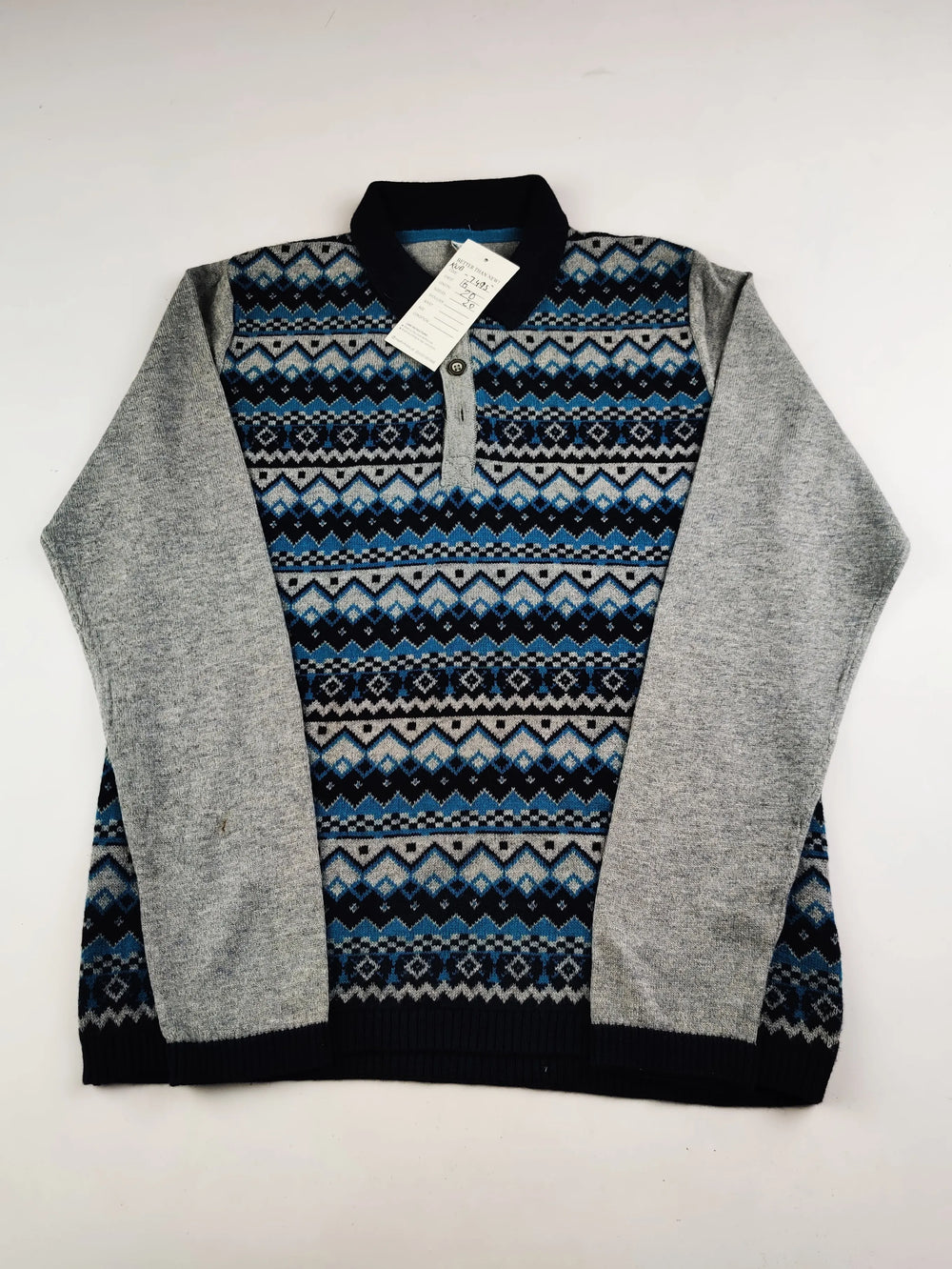 Buy online pre-used pre-loved 100% authentic & Original branded Marks & Spencer (KWB-7495) available in Pakistan. Top international brands avilable.