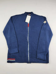 Buy online pre-used pre-loved 100% authentic & Original branded Moncler (KWB-7755) available in Pakistan. Top international brands avilable.