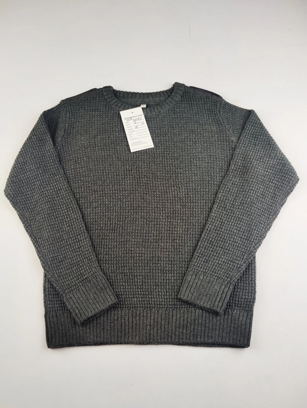 Buy online pre-used pre-loved 100% authentic & Original branded Marks & Spencer (KWB-8087) available in Pakistan. Top international brands avilable.