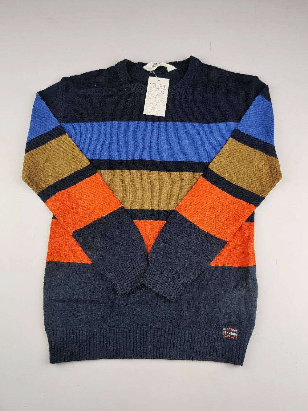 H&M (KWB-8438)