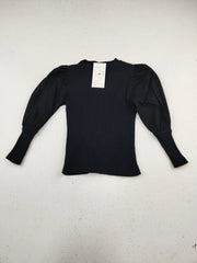 Buy online pre-used pre-loved 100% authentic & Original branded Unknown Brand (KWG-10236) available in Pakistan. Top international brands avilable.