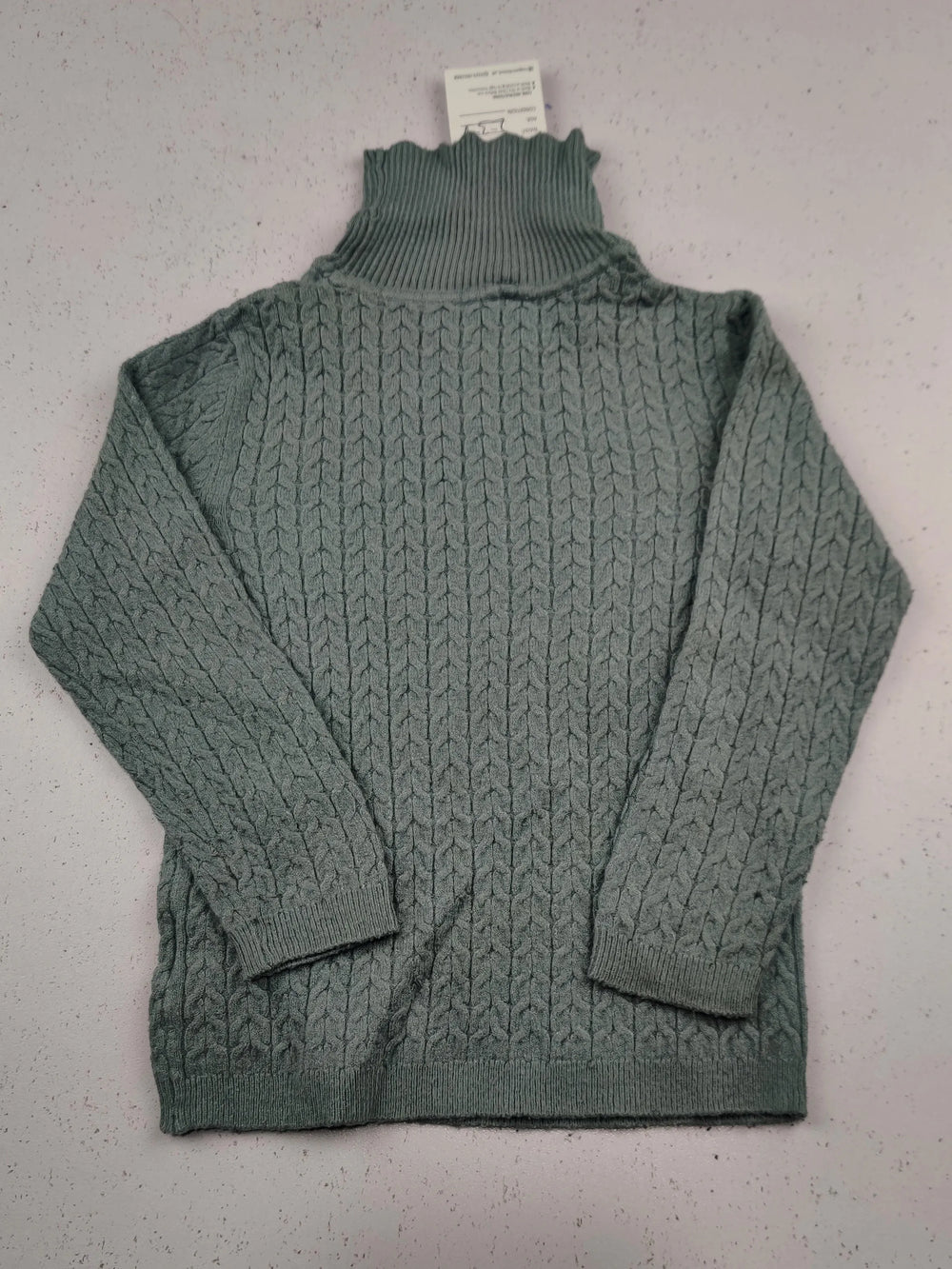 Buy online pre-used pre-loved 100% authentic & Original branded Unknown Brand (KWG-10385) available in Pakistan. Top international brands avilable.