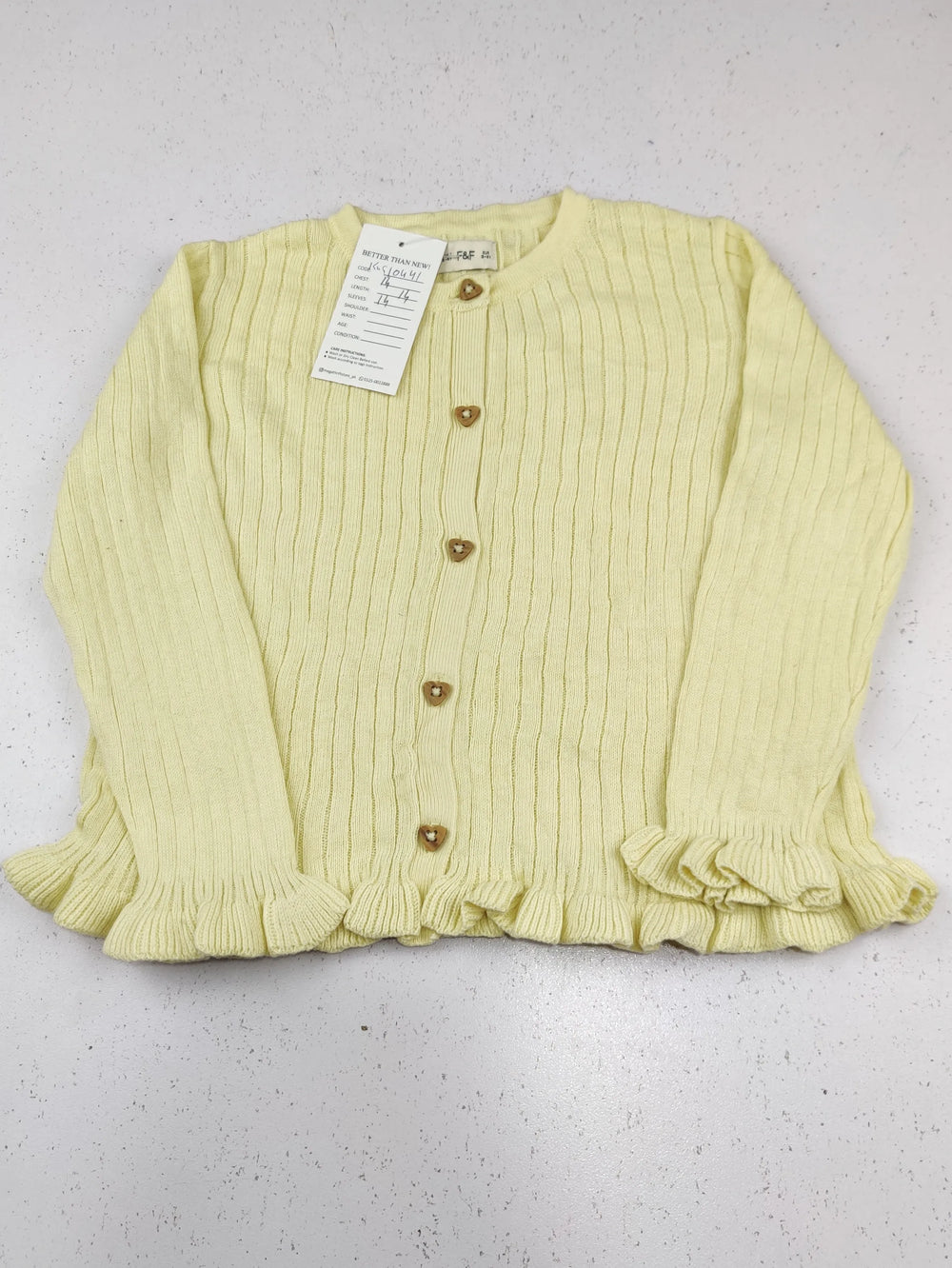 Buy online pre-used pre-loved 100% authentic & Original branded F&F (KWG-10441) available in Pakistan. Top international brands avilable.