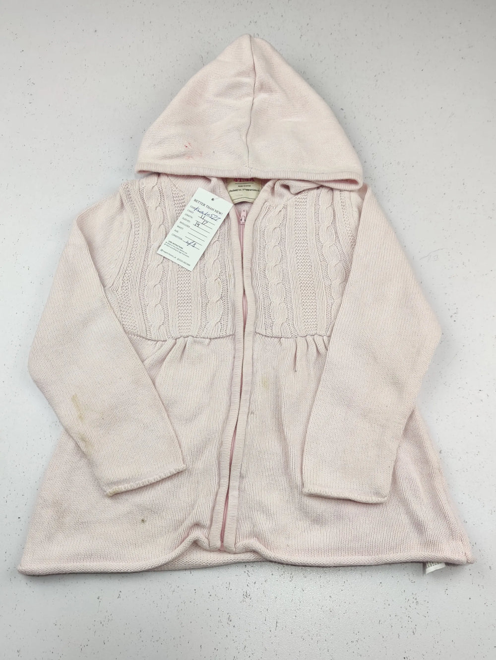 Buy online pre-used pre-loved 100% authentic & Original branded Old Navy (KWG-10527) available in Pakistan. Top international brands avilable.