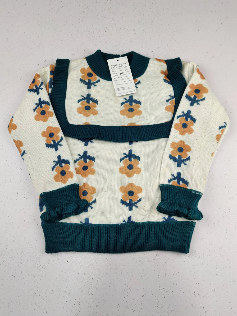 Buy online pre-used pre-loved 100% authentic & Original branded Unknown Brand (KWG-10746) available in Pakistan. Top international brands avilable.