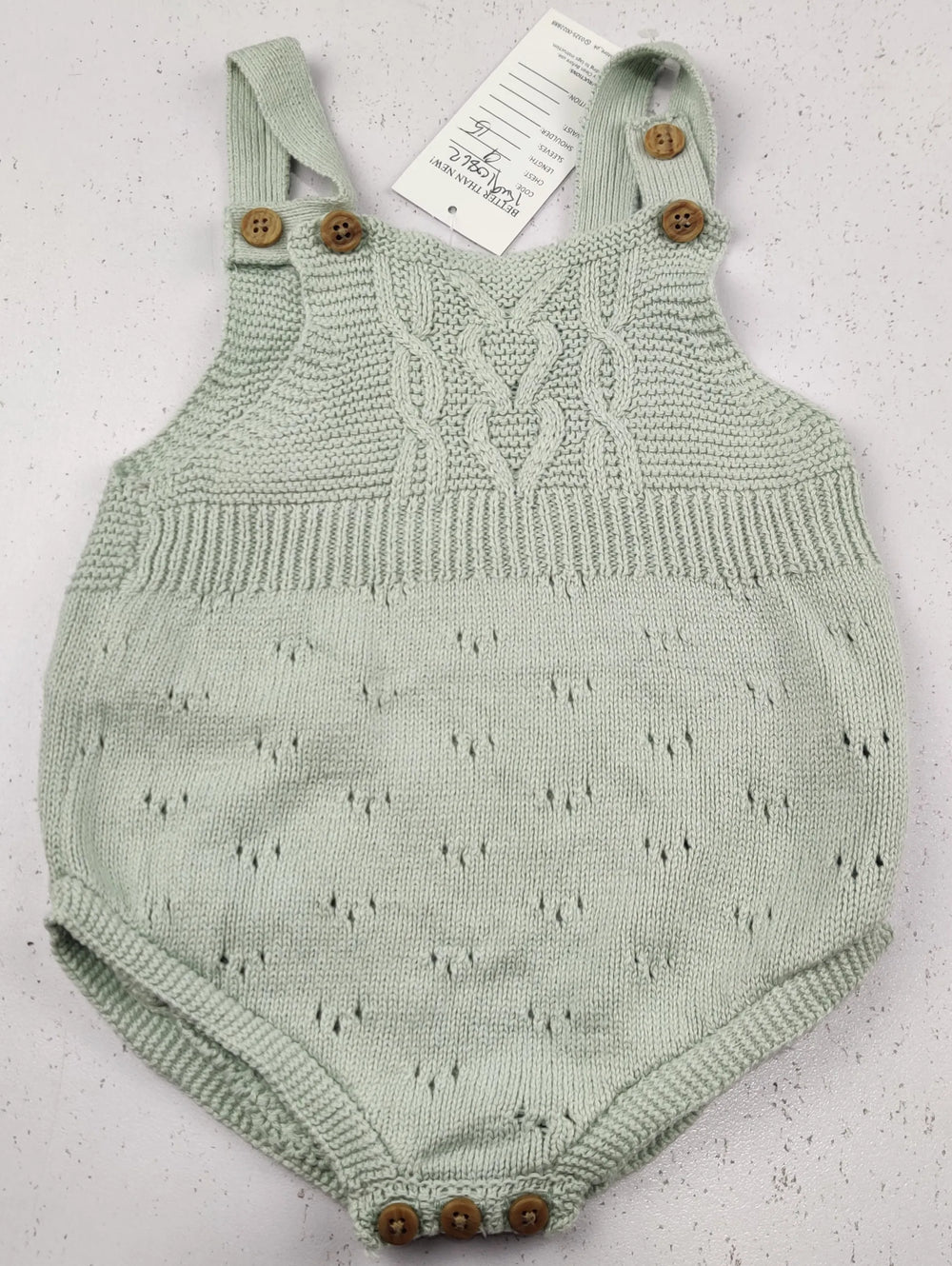 Buy online pre-used pre-loved 100% authentic & Original branded Boutique (KWG-10862) available in Pakistan. Top international brands avilable.