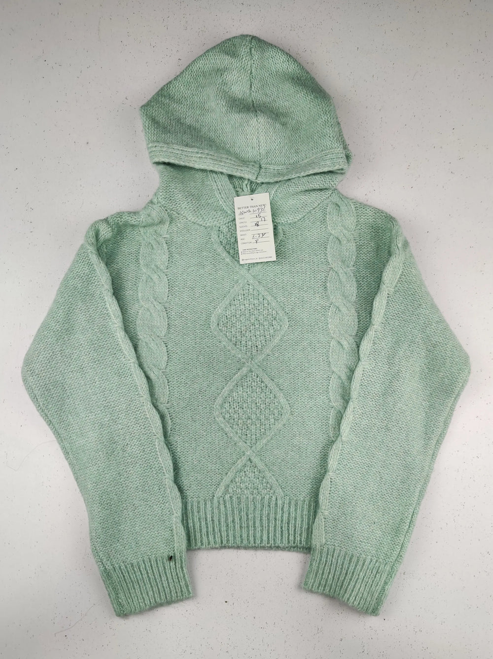 Buy online pre-used pre-loved 100% authentic & Original branded Unknown Brand (KWG-10936) available in Pakistan. Top international brands avilable.