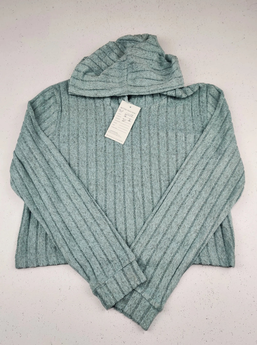 Buy online pre-used pre-loved 100% authentic & Original branded Unknown Brand (KWG-11018) available in Pakistan. Top international brands avilable.