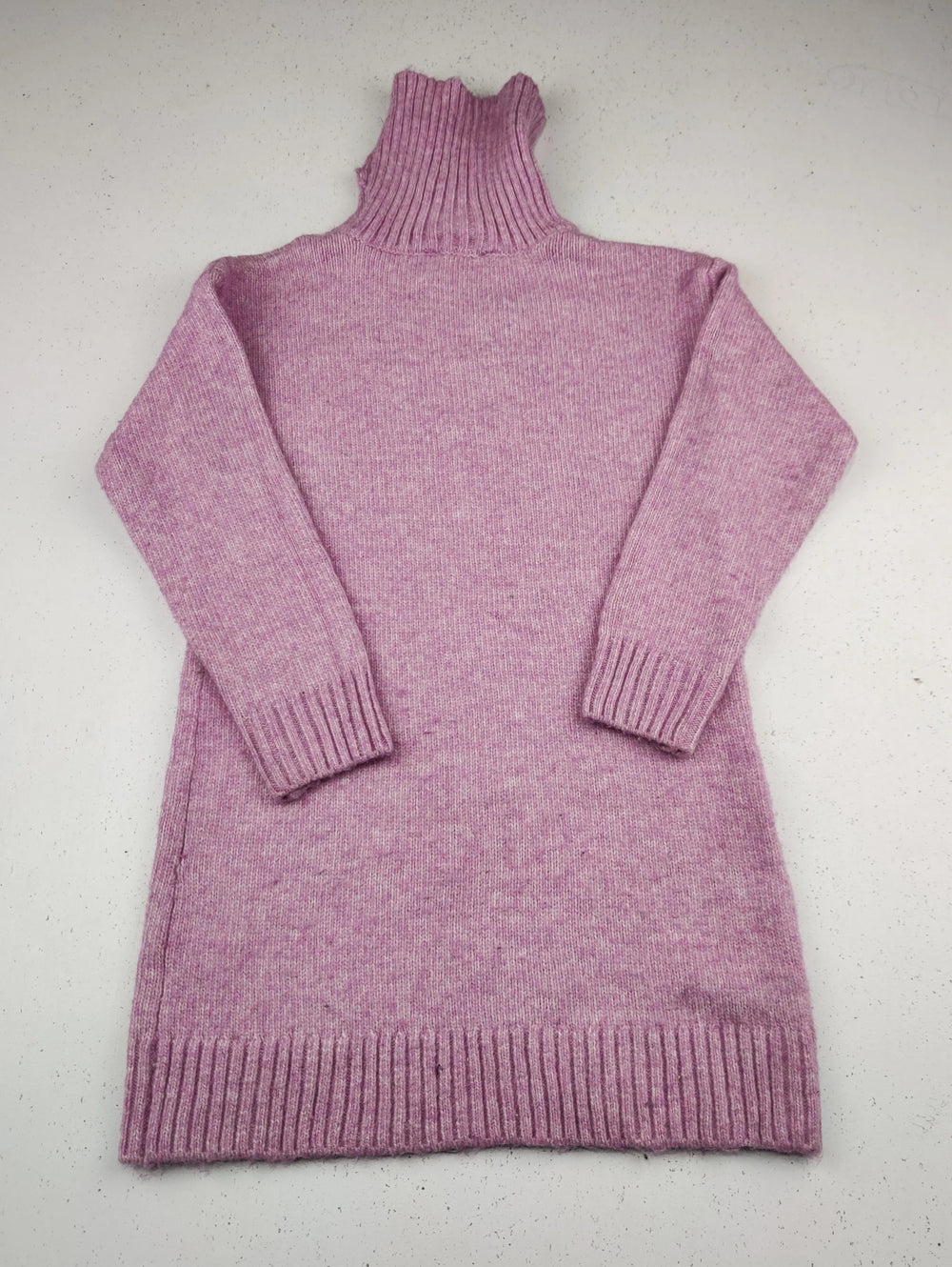 Buy online pre-used pre-loved 100% authentic & Original branded George (KWG-11033) available in Pakistan. Top international brands avilable.