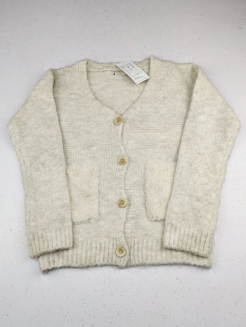Buy online pre-used pre-loved 100% authentic & Original branded Primark (KWG-11046) available in Pakistan. Top international brands avilable.