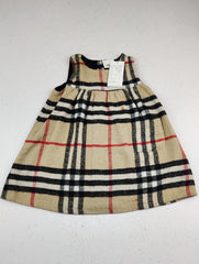 Buy online pre-used pre-loved 100% authentic & Original branded B.U.R.B.E.R.R.Y. (KWG-11116) available in Pakistan. Top international brands avilable.