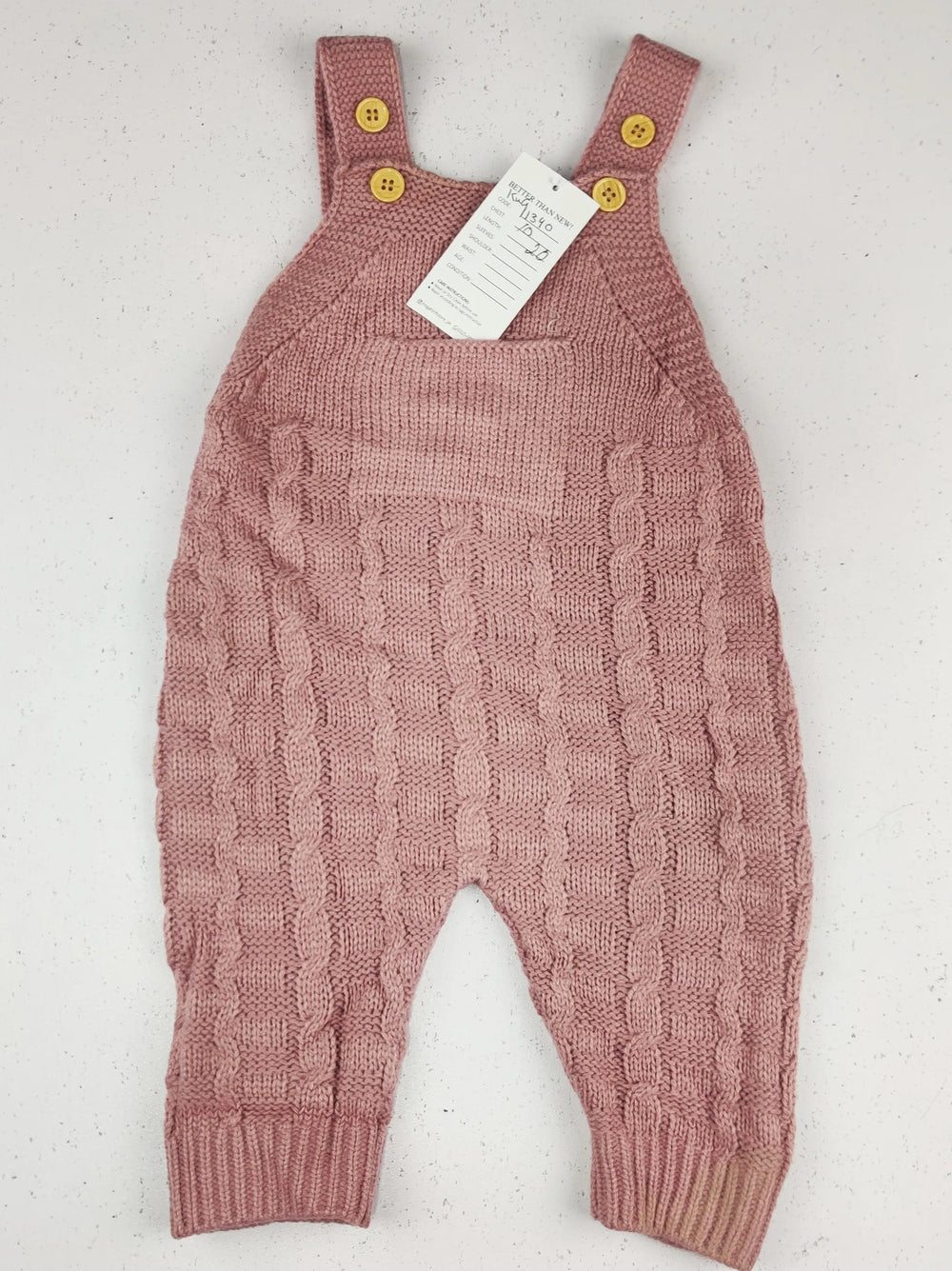 Buy online pre-used pre-loved 100% authentic & Original branded Unknown Brand (KWG-11340) available in Pakistan. Top international brands avilable.