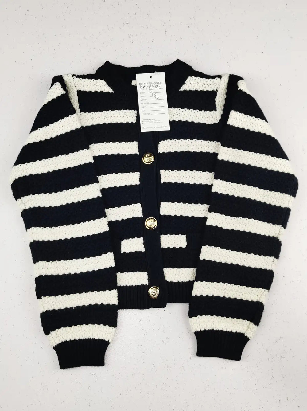 Buy online pre-used pre-loved 100% authentic & Original branded F&F (KWG-11502) available in Pakistan. Top international brands avilable.