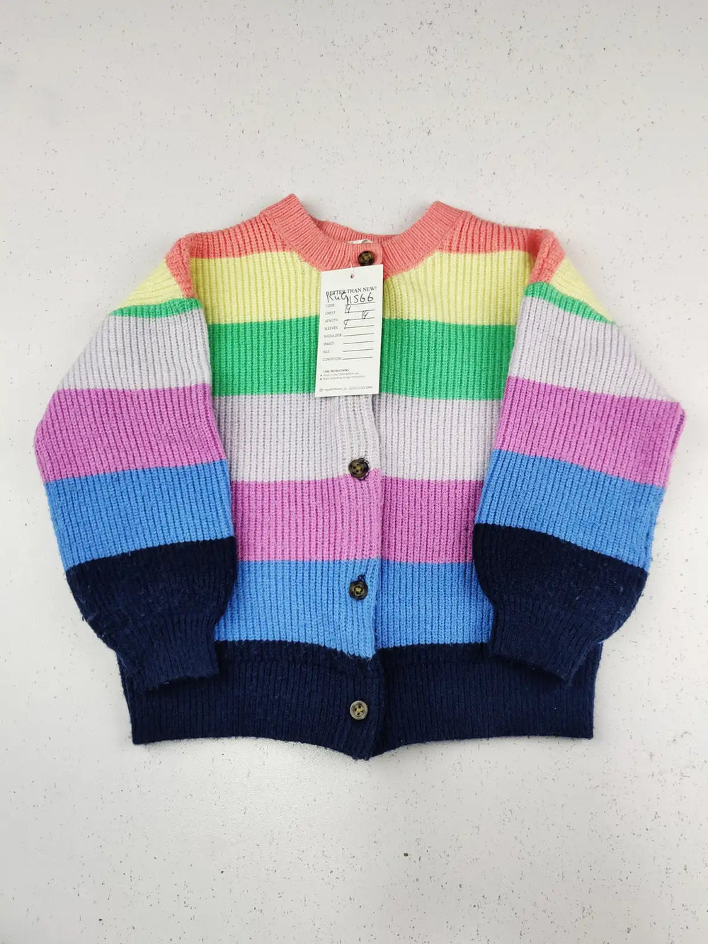 Buy online pre-used pre-loved 100% authentic & Original branded Marks & Spencer (KWG-11566) available in Pakistan. Top international brands avilable.