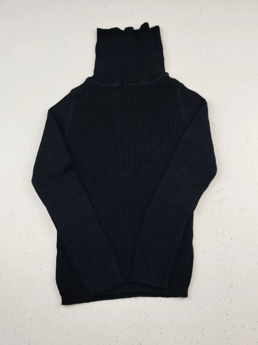 Buy online pre-used pre-loved 100% authentic & Original branded George (KWG-11624) available in Pakistan. Top international brands avilable.