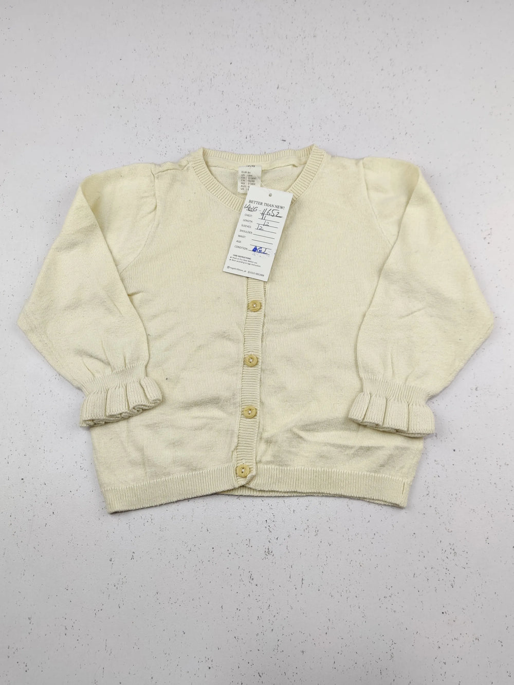 Buy online pre-used pre-loved 100% authentic & Original branded H&M (KWG-11652) available in Pakistan. Top international brands avilable.
