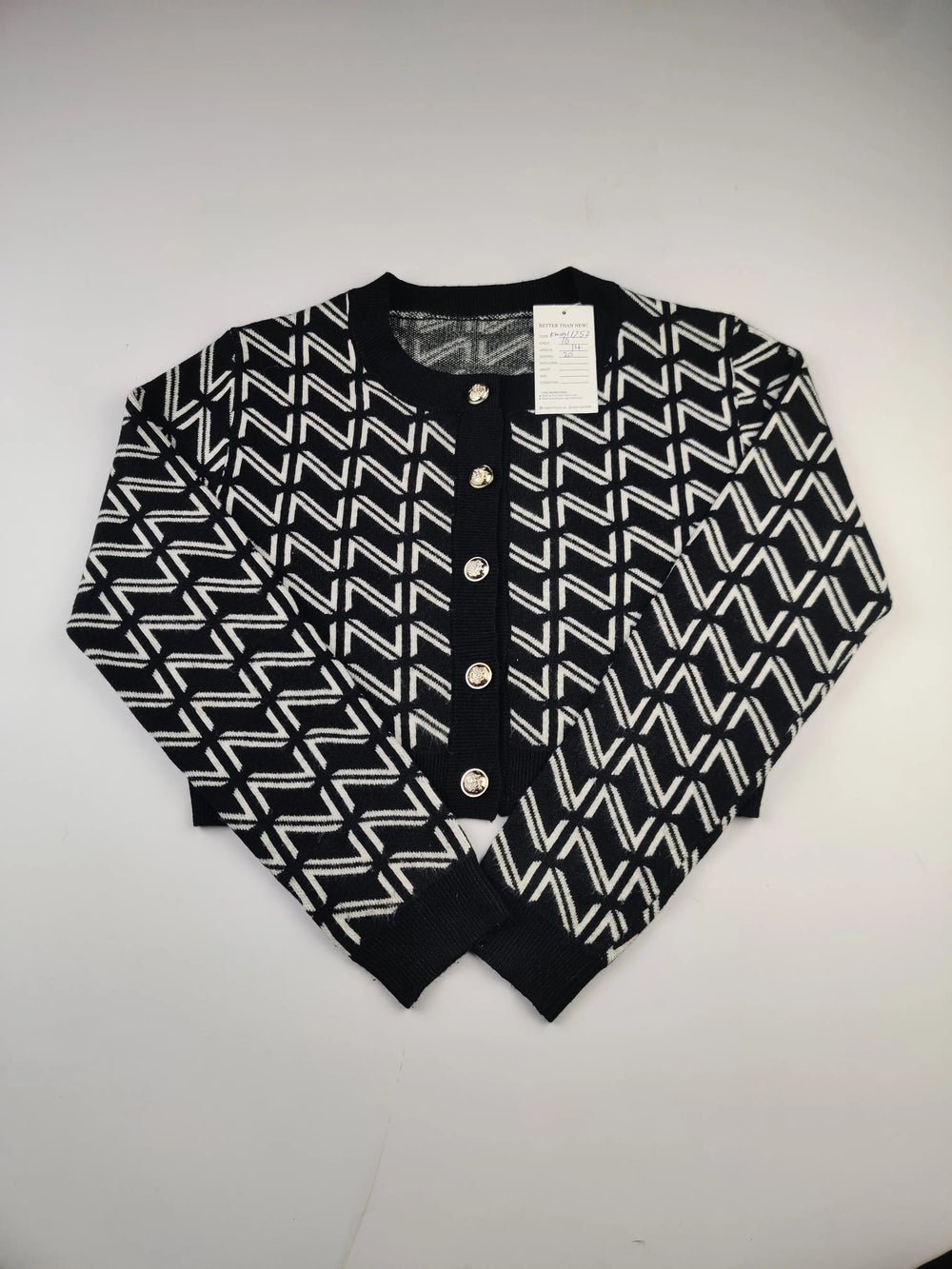 Buy online pre-used pre-loved 100% authentic & Original branded Shein (KWG-11752) available in Pakistan. Top international brands avilable.
