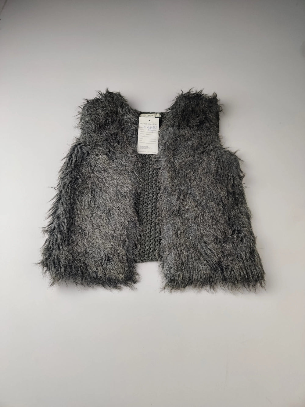 Buy online pre-used pre-loved 100% authentic & Original branded Primark (KWG-11769) available in Pakistan. Top international brands avilable.