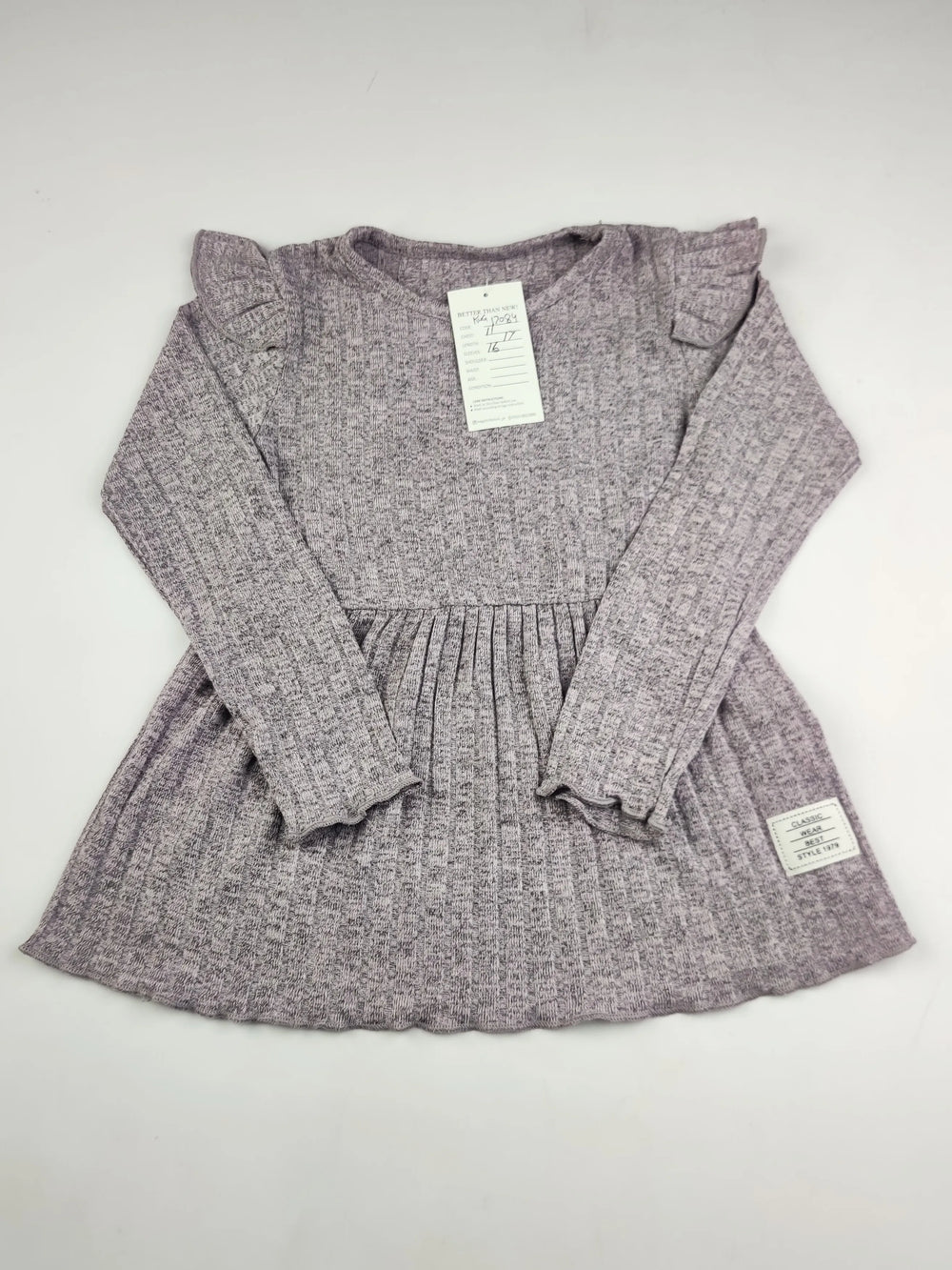 Buy online pre-used pre-loved 100% authentic & Original branded Unknown Brand (KWG-12084) available in Pakistan. Top international brands avilable.