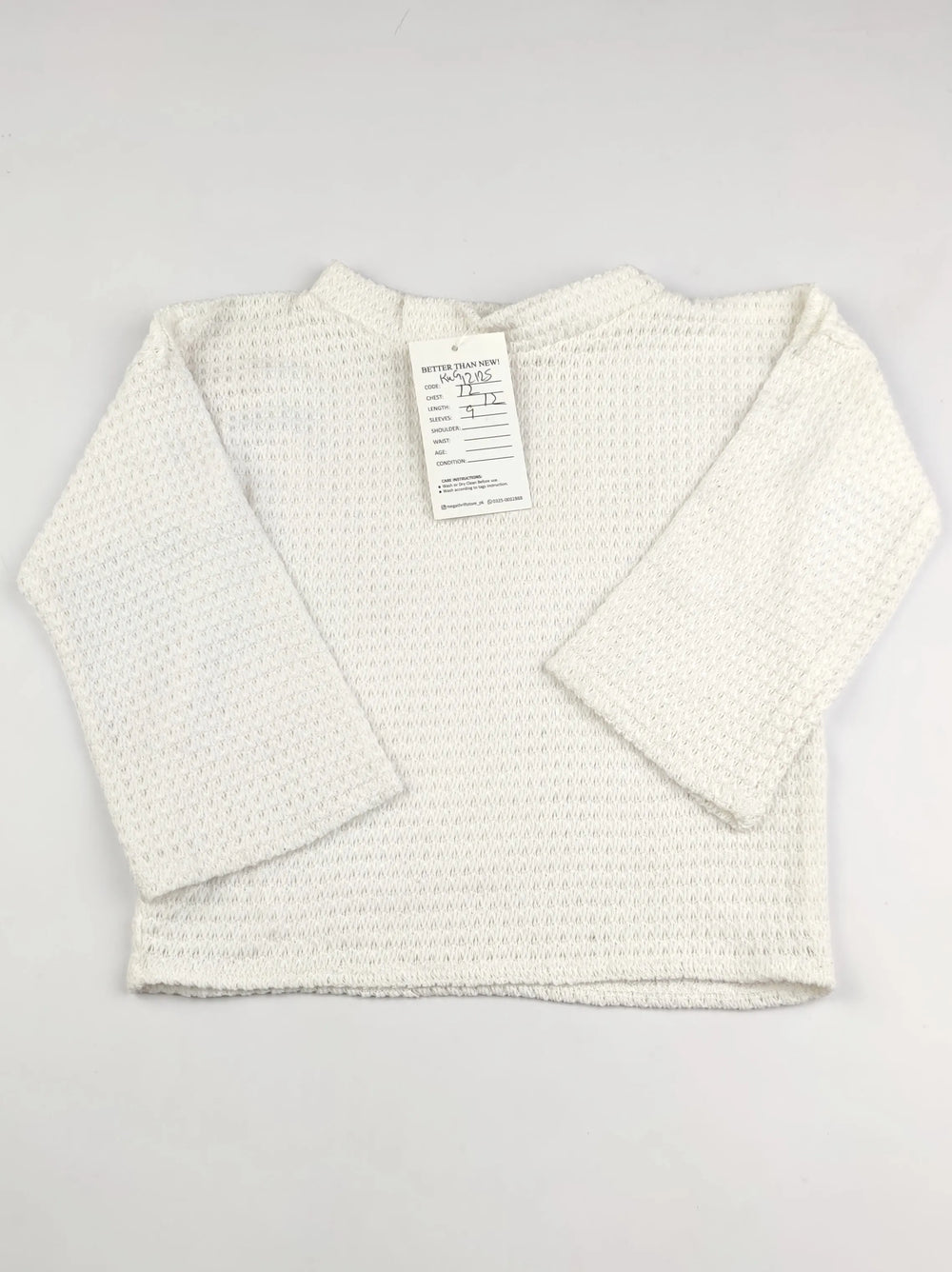 Buy online pre-used pre-loved 100% authentic & Original branded Unknown Brand (KWG-12125) available in Pakistan. Top international brands avilable.
