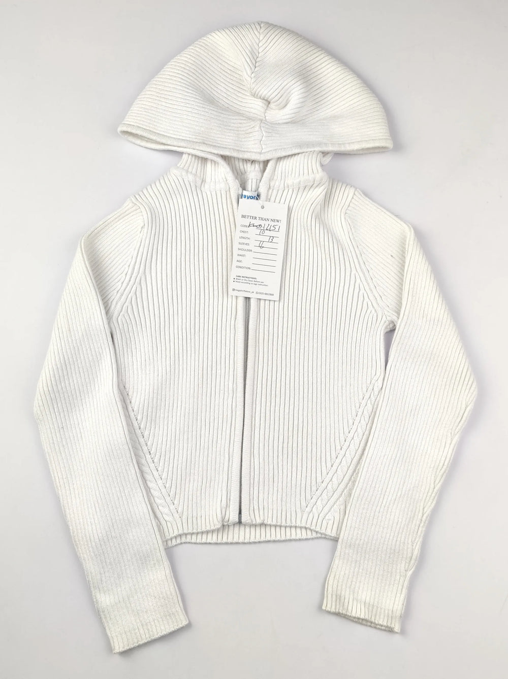 Buy online pre-used pre-loved 100% authentic & Original branded Mayoral (KWG-12151) available in Pakistan. Top international brands avilable.