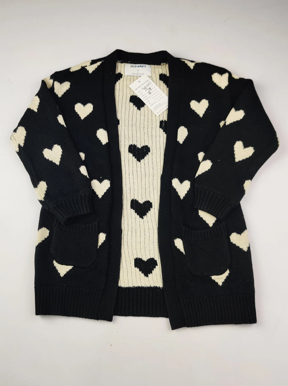 Buy online pre-used pre-loved 100% authentic & Original branded Old Navy (KWG-12251) available in Pakistan. Top international brands avilable.