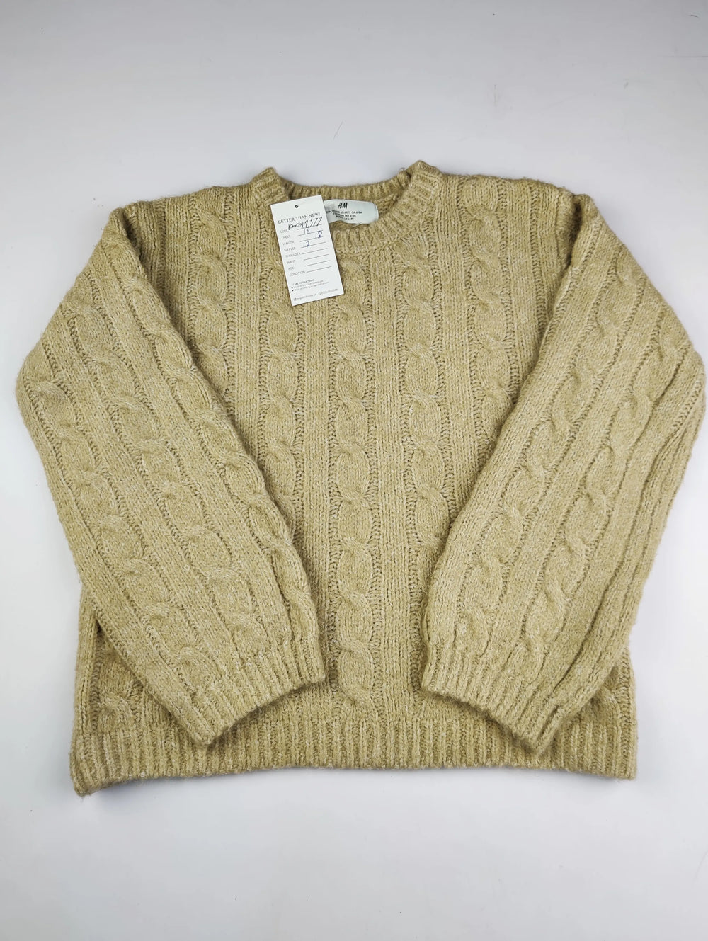 Buy online pre-used pre-loved 100% authentic & Original branded H&M (KWG-12377) available in Pakistan. Top international brands avilable.