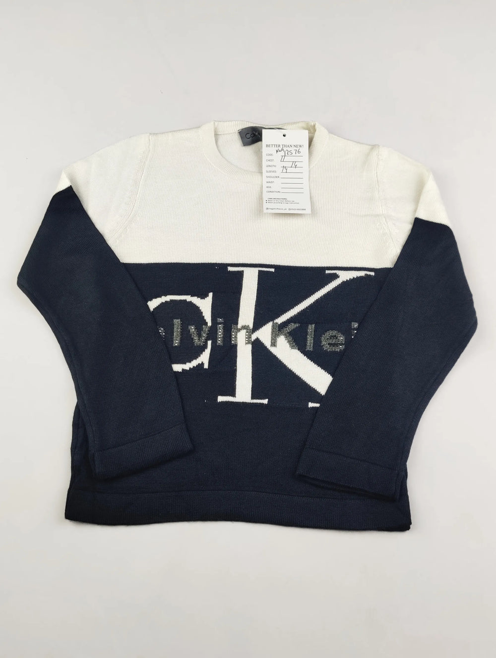 Buy online pre-used pre-loved 100% authentic & Original branded Calvin Klein (KWG-12576) available in Pakistan. Top international brands avilable.
