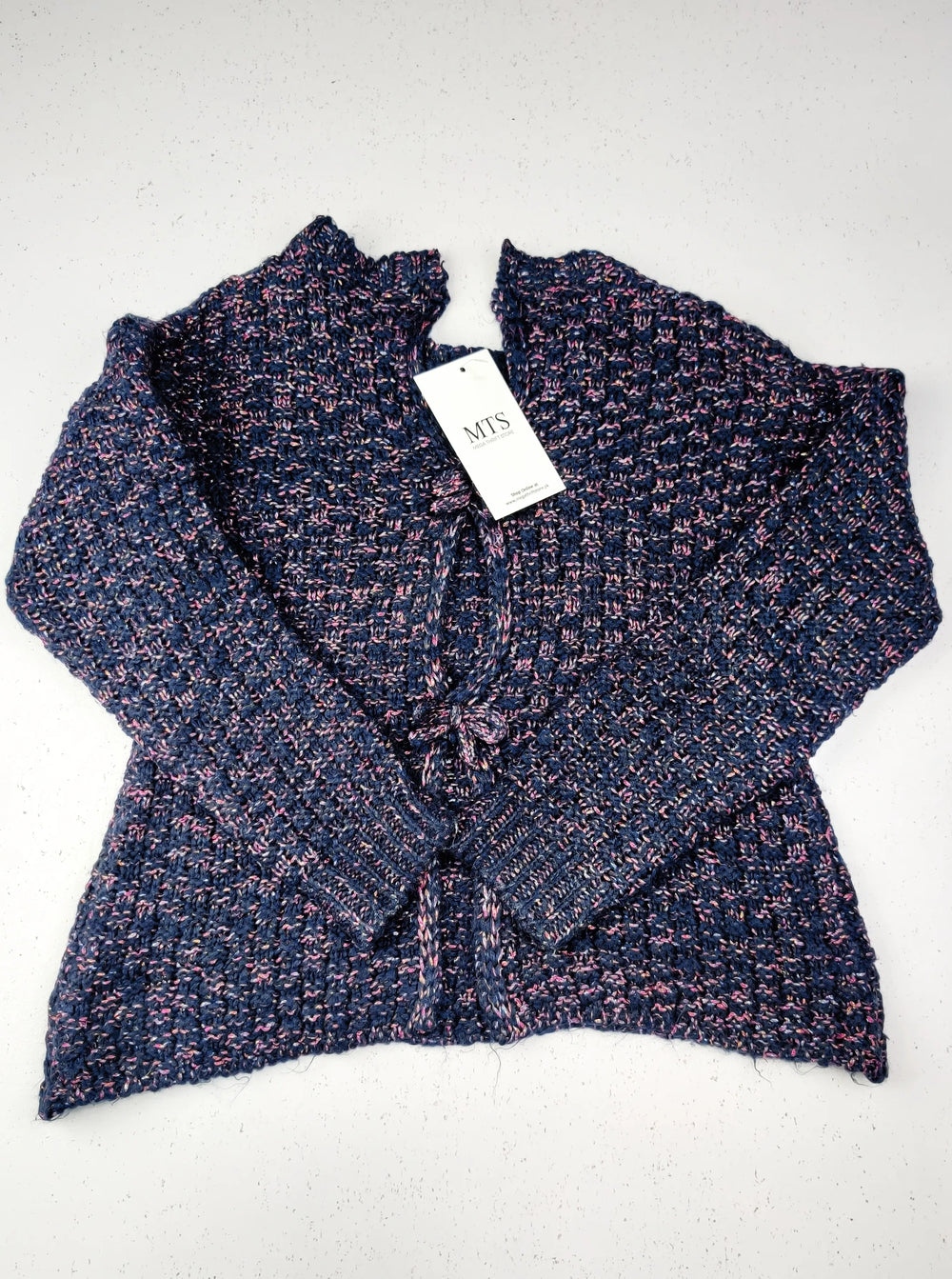 Buy online pre-used pre-loved 100% authentic & Original branded Dunnes Stores (KWG-3166) available in Pakistan. Top international brands avilable.