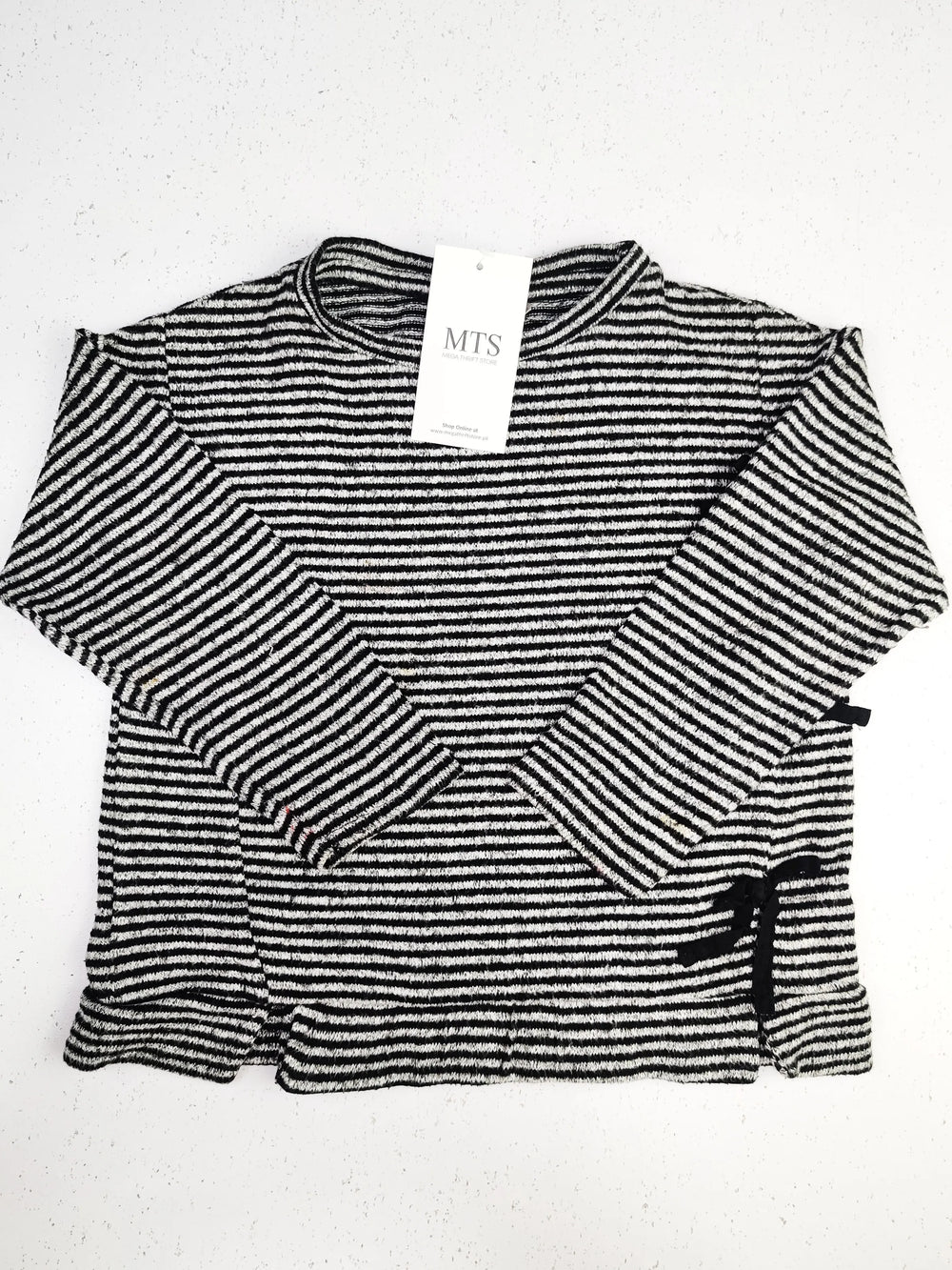 Buy online pre-used pre-loved 100% authentic & Original branded Zara (KWG-3340) available in Pakistan. Top international brands avilable.