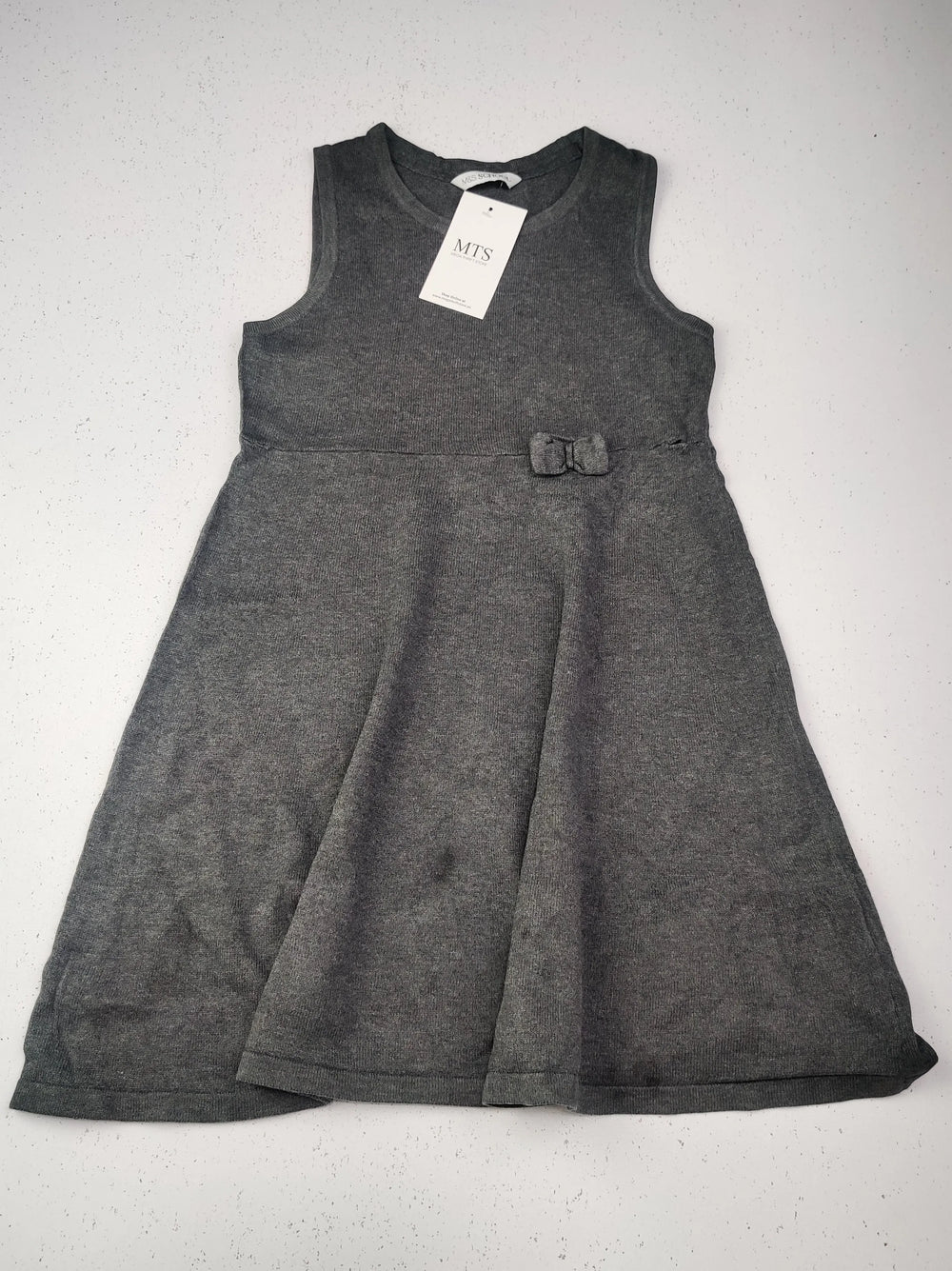 Buy online pre-used pre-loved 100% authentic & Original branded Marks & Spencer (KWG-3968) available in Pakistan. Top international brands avilable.