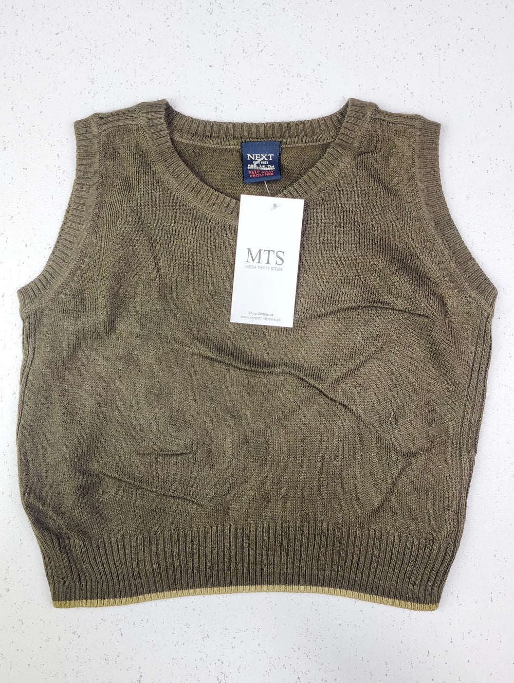 Buy online pre-used pre-loved 100% authentic & Original branded Next (KWG-4019) available in Pakistan. Top international brands avilable.