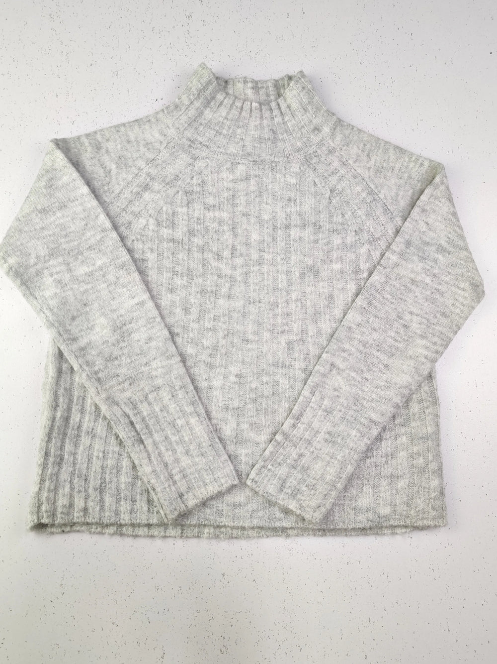 Buy online pre-used pre-loved 100% authentic & Original branded Primark (KWG-4088) available in Pakistan. Top international brands avilable.