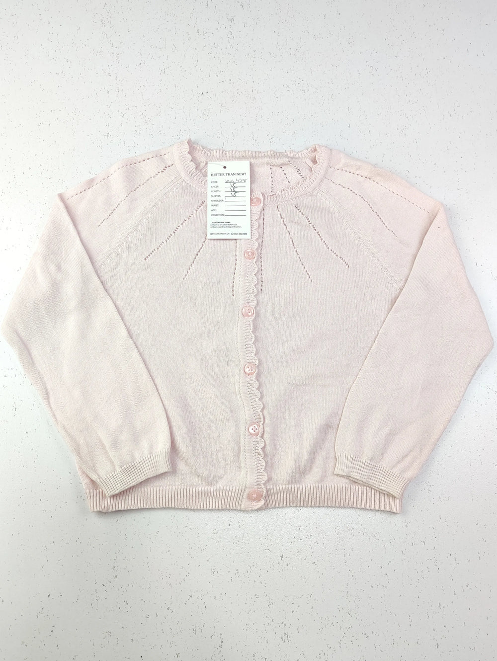 Buy online pre-used pre-loved 100% authentic & Original branded Unknown Brand (KWG-4295) available in Pakistan. Top international brands avilable.