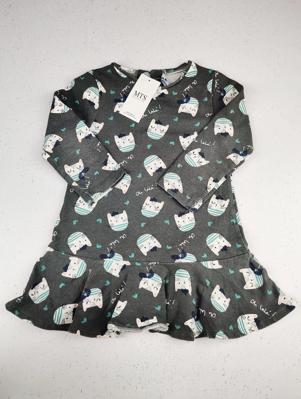 Buy online pre-used pre-loved 100% authentic & Original branded Mayoral (KWG-4961) available in Pakistan. Top international brands avilable.