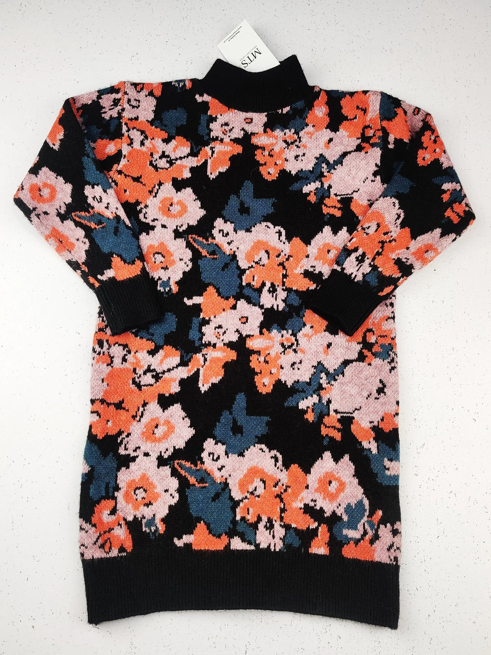 Buy online pre-used pre-loved 100% authentic & Original branded Next (KWG-5028) available in Pakistan. Top international brands avilable.