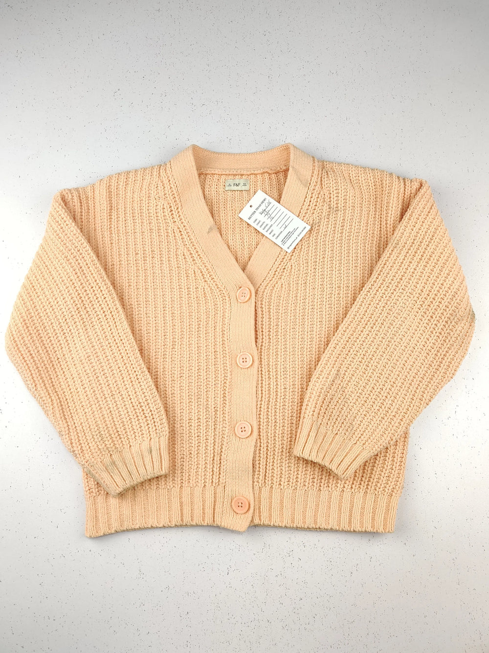 Buy online pre-used pre-loved 100% authentic & Original branded F&F (KWG-5045) available in Pakistan. Top international brands avilable.