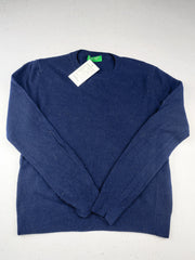 Buy online pre-used pre-loved 100% authentic & Original branded United Colors Of Benetton (KWG-5112) available in Pakistan. Top international brands avilable.