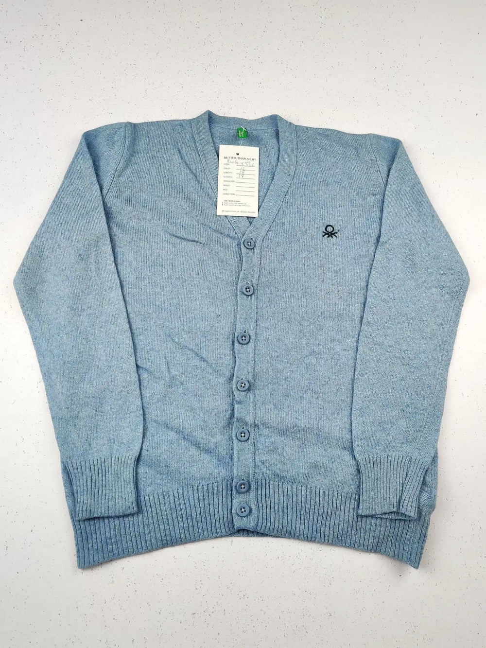 Buy online pre-used pre-loved 100% authentic & Original branded United Colors Of Benetton (KWG-5562) available in Pakistan. Top international brands avilable.