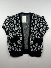 Buy online pre-used pre-loved 100% authentic & Original branded George (KWG-6192) available in Pakistan. Top international brands avilable.