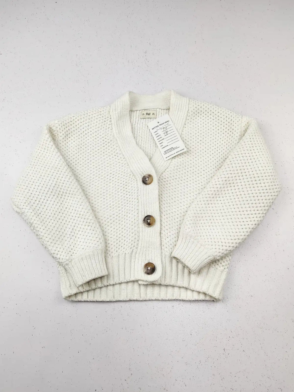 Buy online pre-used pre-loved 100% authentic & Original branded F&F (KWG-6445) available in Pakistan. Top international brands avilable.