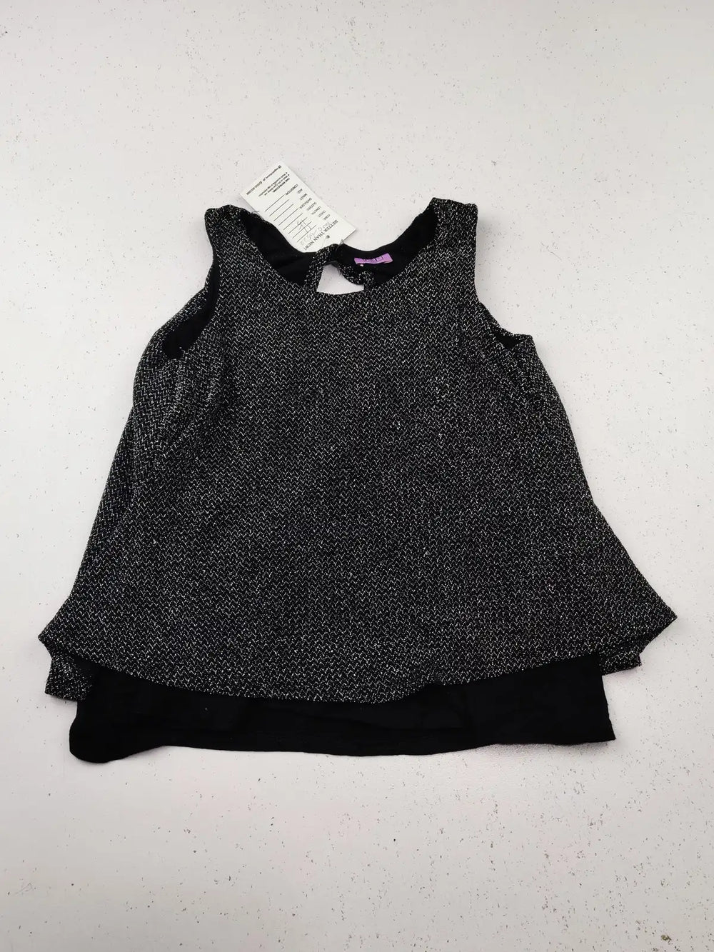 Buy online pre-used pre-loved 100% authentic & Original branded F&F (KWG-6522) available in Pakistan. Top international brands avilable.