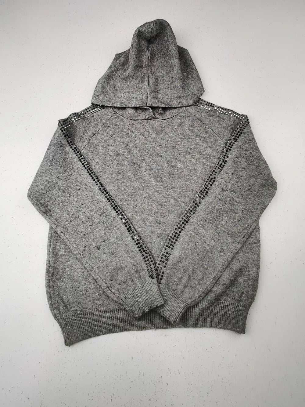 Buy online pre-used pre-loved 100% authentic & Original branded Primark (KWG-6774) available in Pakistan. Top international brands avilable.