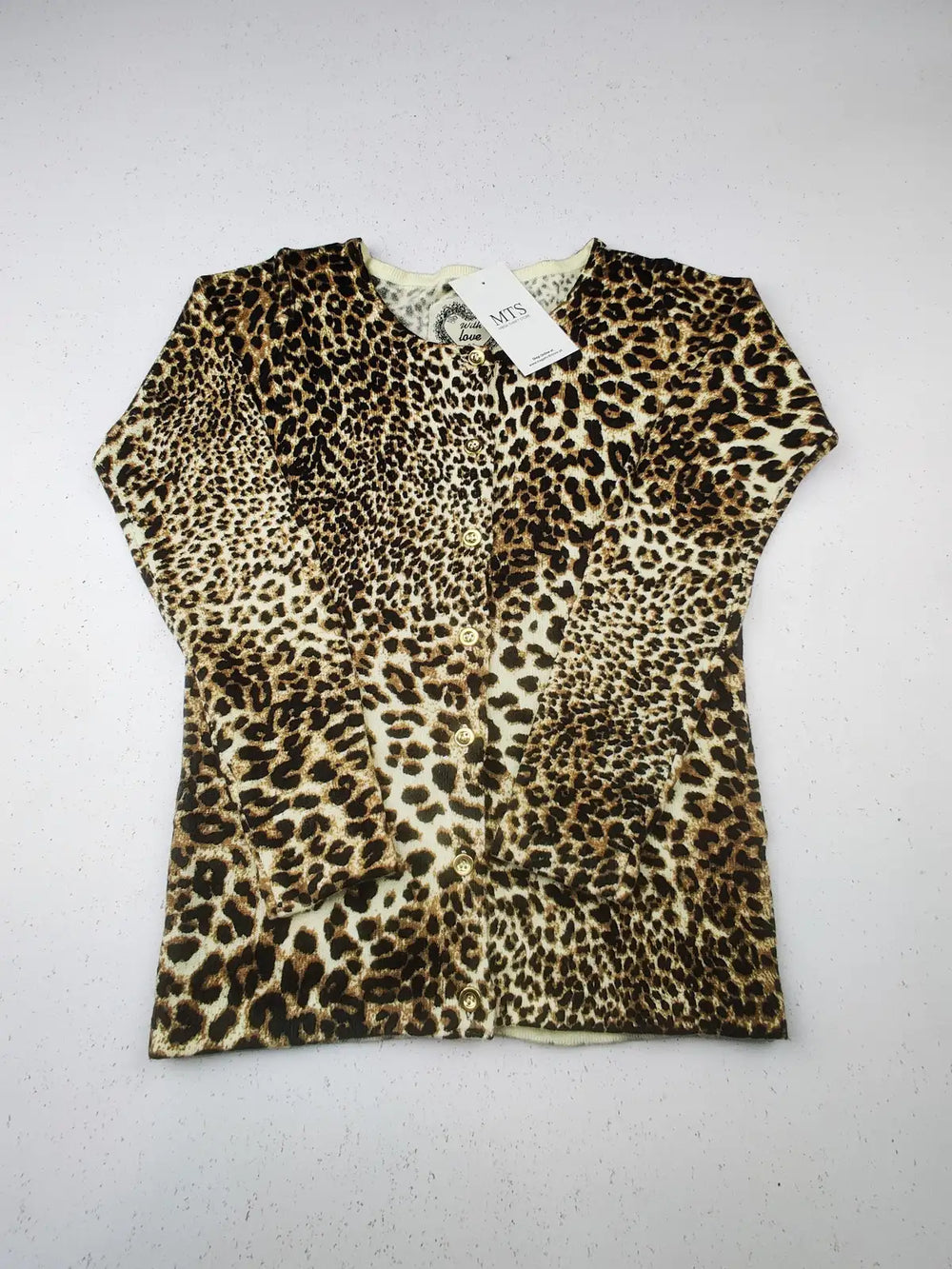 Buy online pre-used pre-loved 100% authentic & Original branded Dunnes Stores (KWG-6791) available in Pakistan. Top international brands avilable.