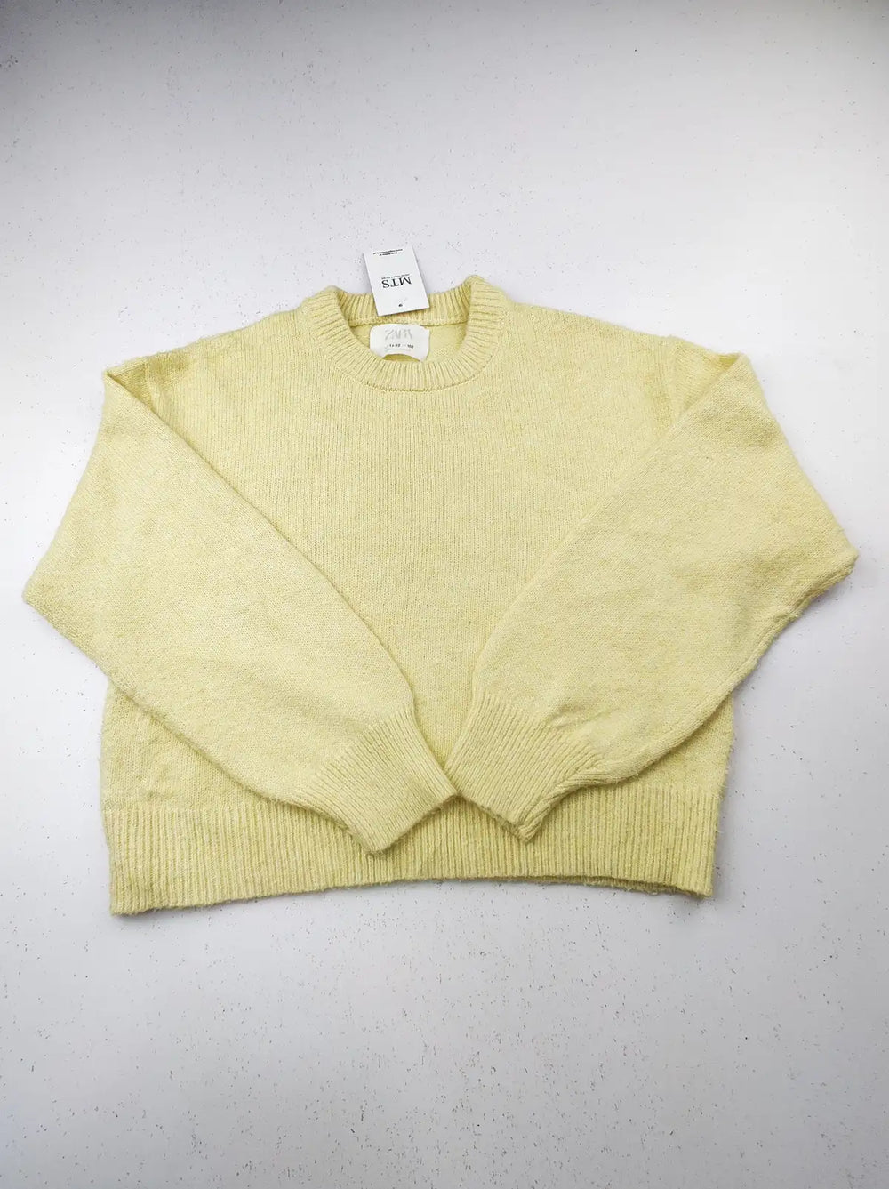 Buy online pre-used pre-loved 100% authentic & Original branded Zara (KWG-6875) available in Pakistan. Top international brands avilable.