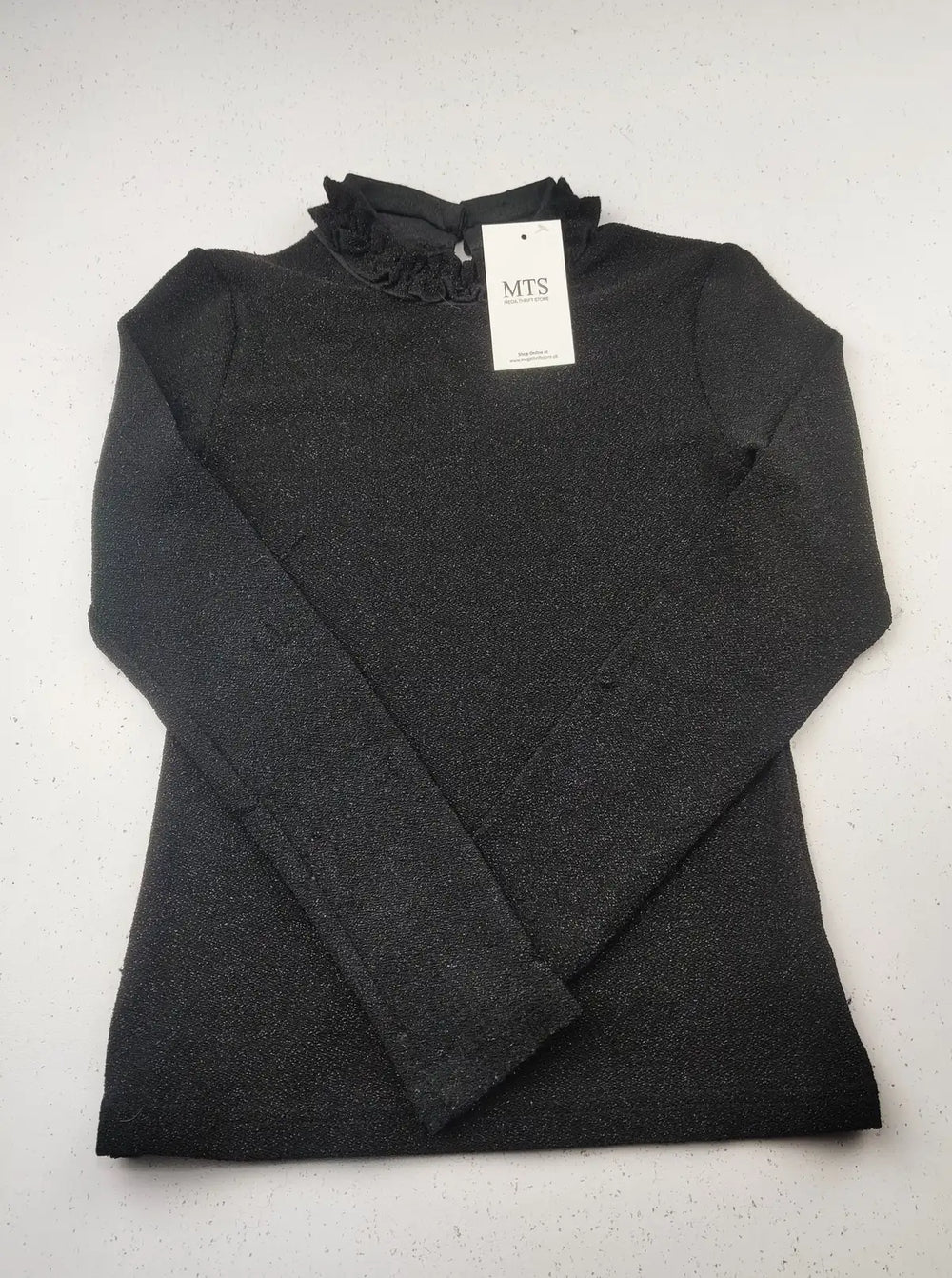 Buy online pre-used pre-loved 100% authentic & Original branded Dunnes Stores (KWG-6879) available in Pakistan. Top international brands avilable.