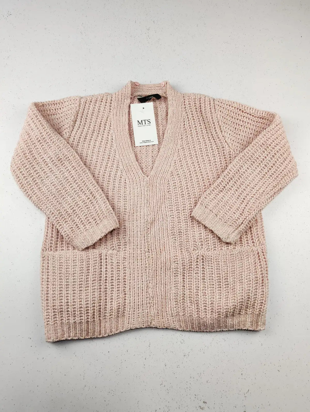 Buy online pre-used pre-loved 100% authentic & Original branded George (KWG-7038) available in Pakistan. Top international brands avilable.